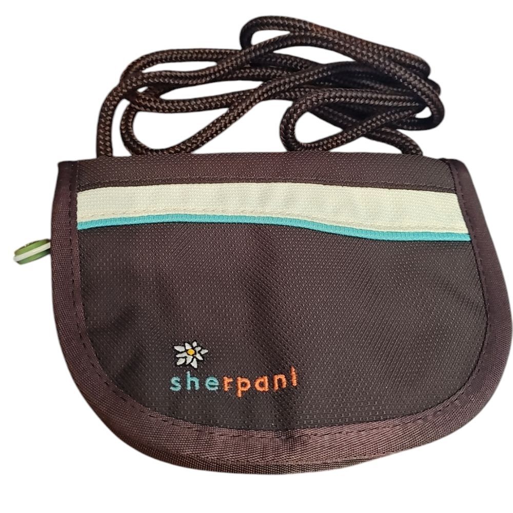 New Sherpani black crossbody purse